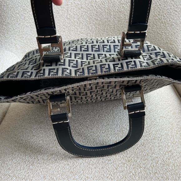 Fendi handbag second hand - Picture 6 of 13